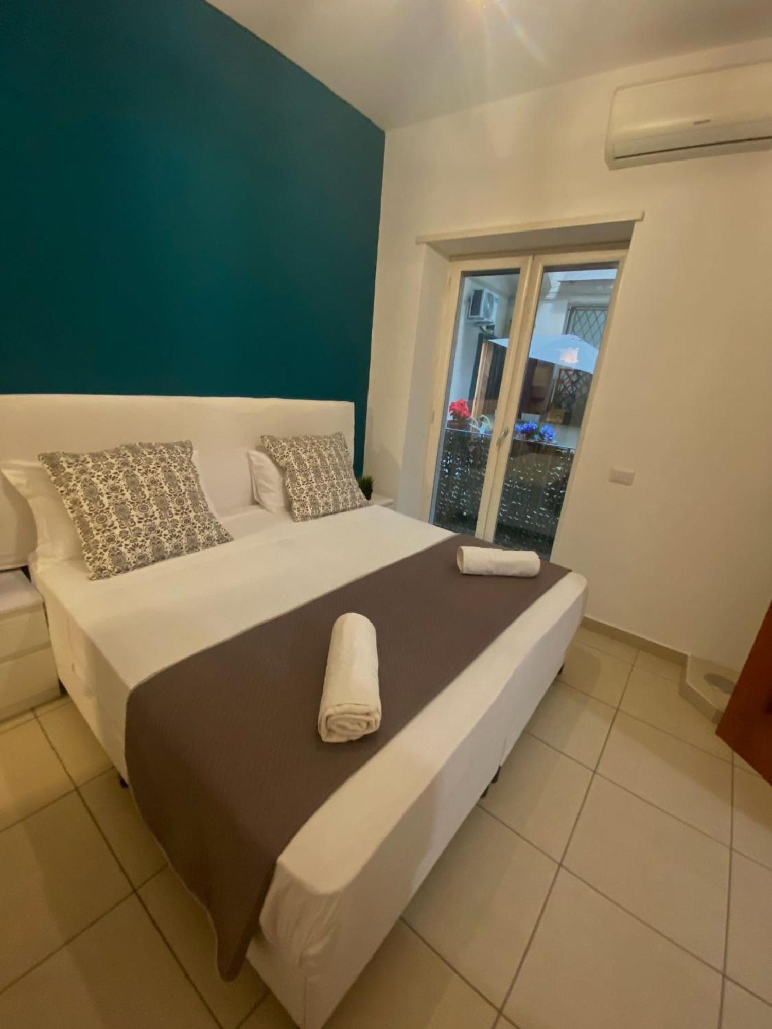B&B Napoli Duomo Room photo